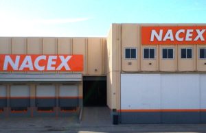 Nacex coloca la primera piedra de su nueva plataforma cross-docking