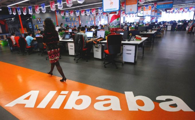 Alibaba apuesta por el comercio tradicional con una oferta de 2.600 millones de dólares