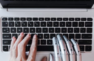 Desde el soporte humano al automatizado: la hora del asesor inteligente multicanal