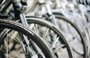 simbiosis-Pelikane-AMBE-apuesta-por-la-logistica-sostenible-y-digital-en-el-sector-de-la-bicicleta