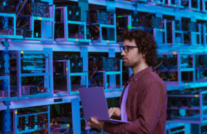 revolucion-tecnologica-empresas-era-inteligencia-artificial-blockchain