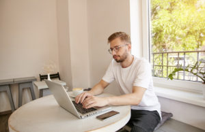 experiencias-omniconectadas-trabajo-solo-17-por-ciento-empleados-disfrutan