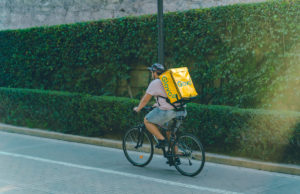 glovo-cierra-venta-delivery-hero-sigue-sufriendo-bolsa