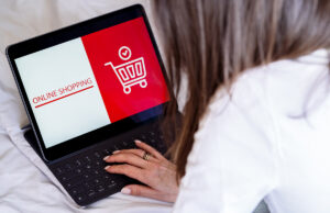 espanoles-gastaran-compras-ecommerce-media-178-euros-este-verano
